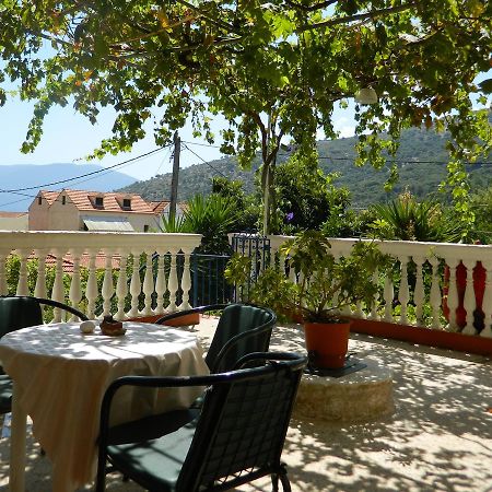 Logara'S Apartments Agia Efimia Eksteriør billede
